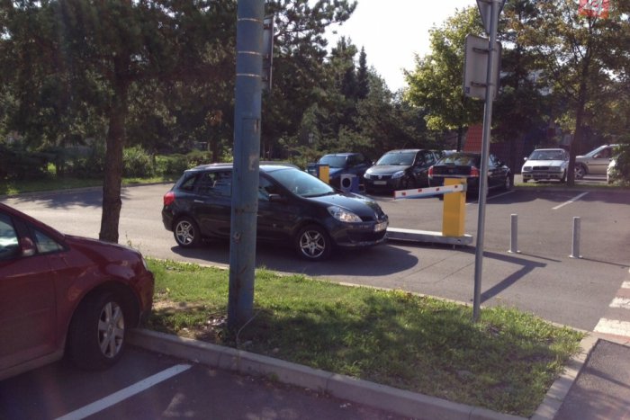 Ilustračný obrázok k článku Mesto si urobilo prieskum. Parkovanie v Poprade patrí medzi najlacnejšie